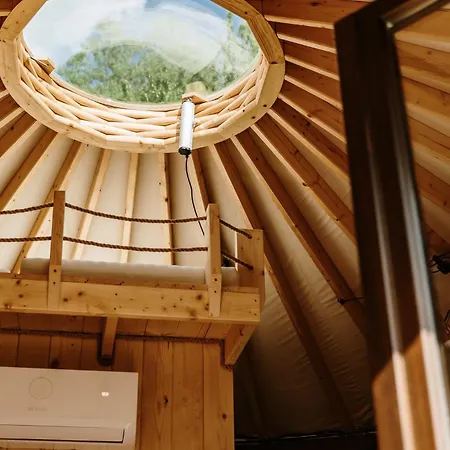 Jurty Za Winklem Ze Strefa Rudnica (Zabkowice Slaskie)