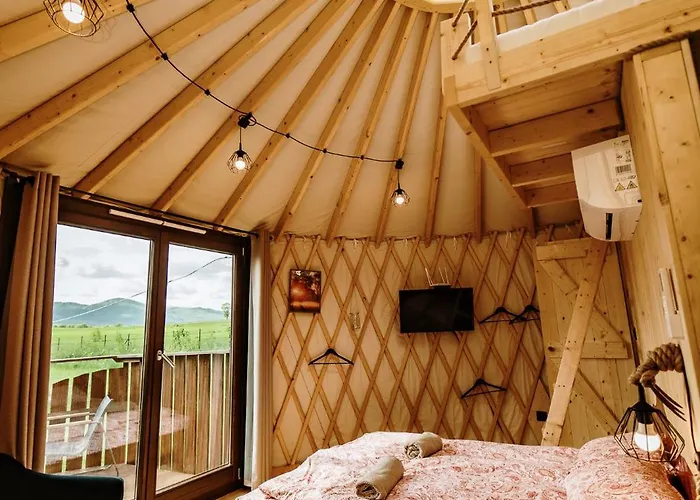 Jurty Za Winklem Ze Strefą * Rudnica (Zabkowice Slaskie)